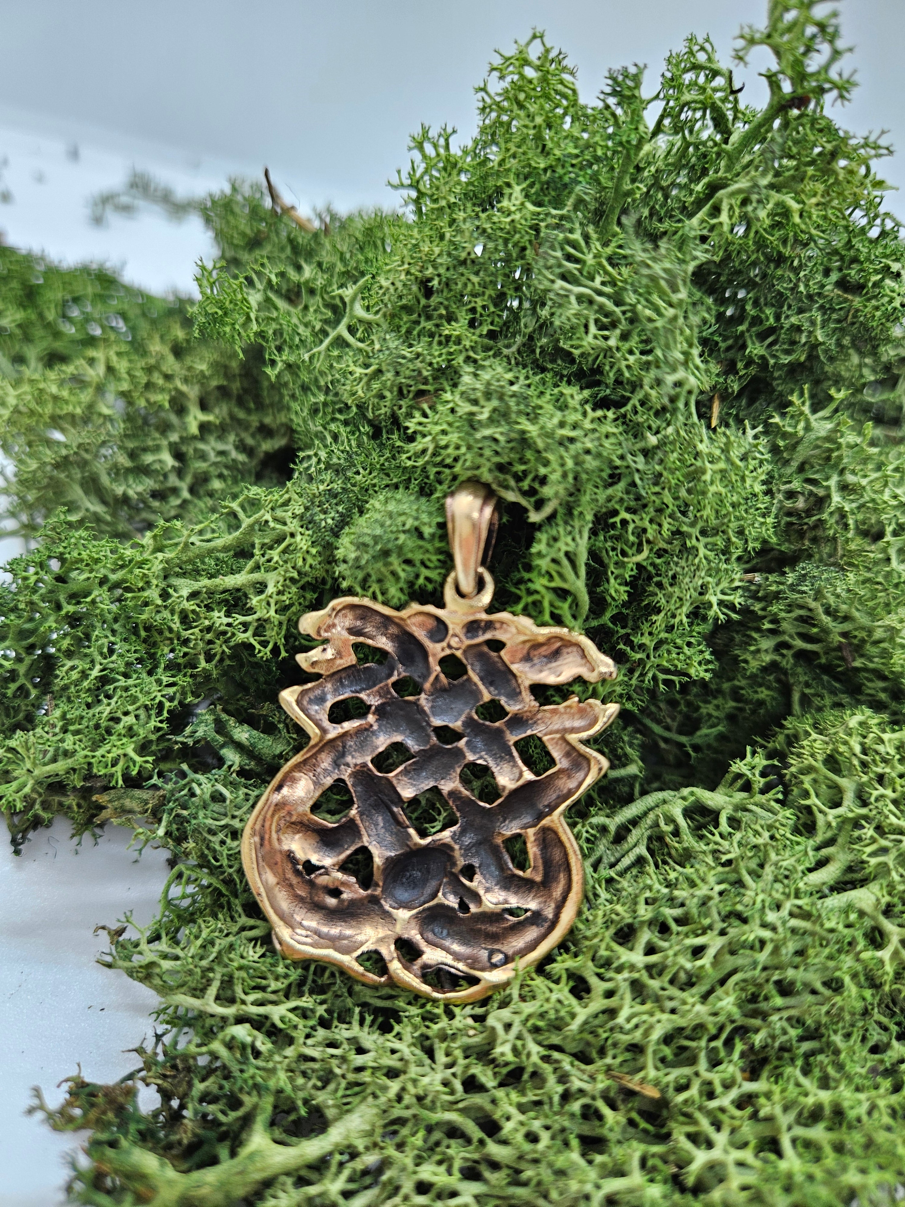 Keltiske Hunder fra Book of Kells - Bronsjeanheng