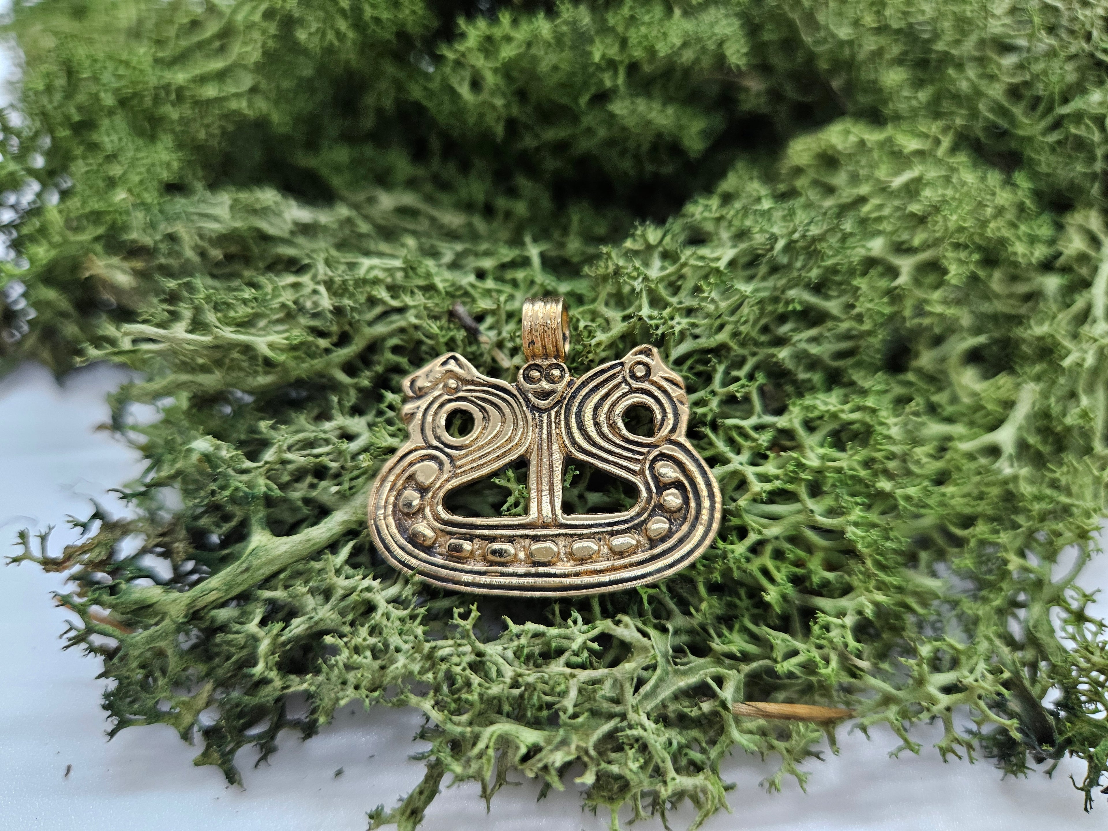 Vikingeskip - Bronsjeanheng, Bornholm Sverige