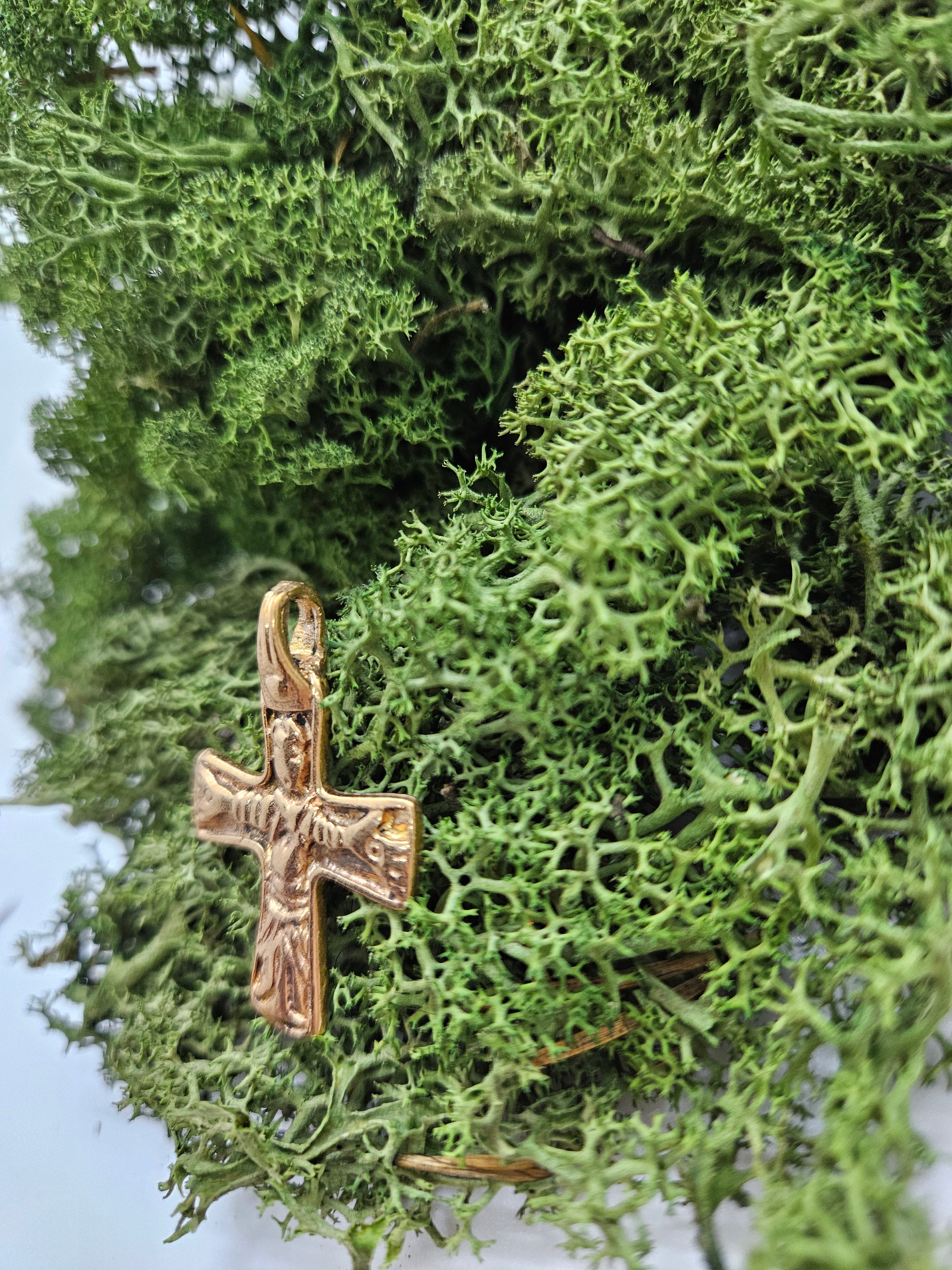 Kristent kors fra vikingetid - Bronsjeanheng