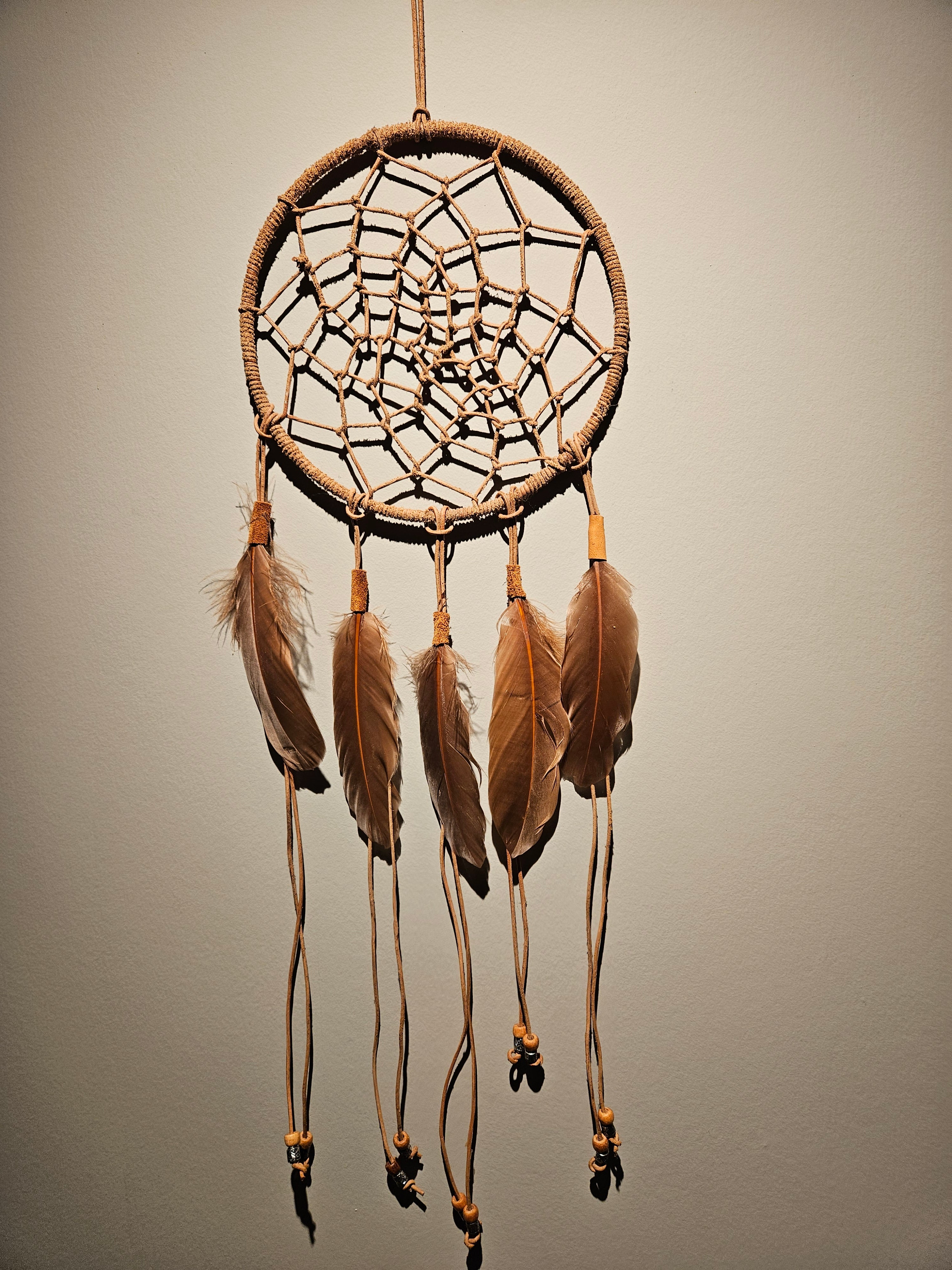 Drømmefanger Rosa med gåsefjær