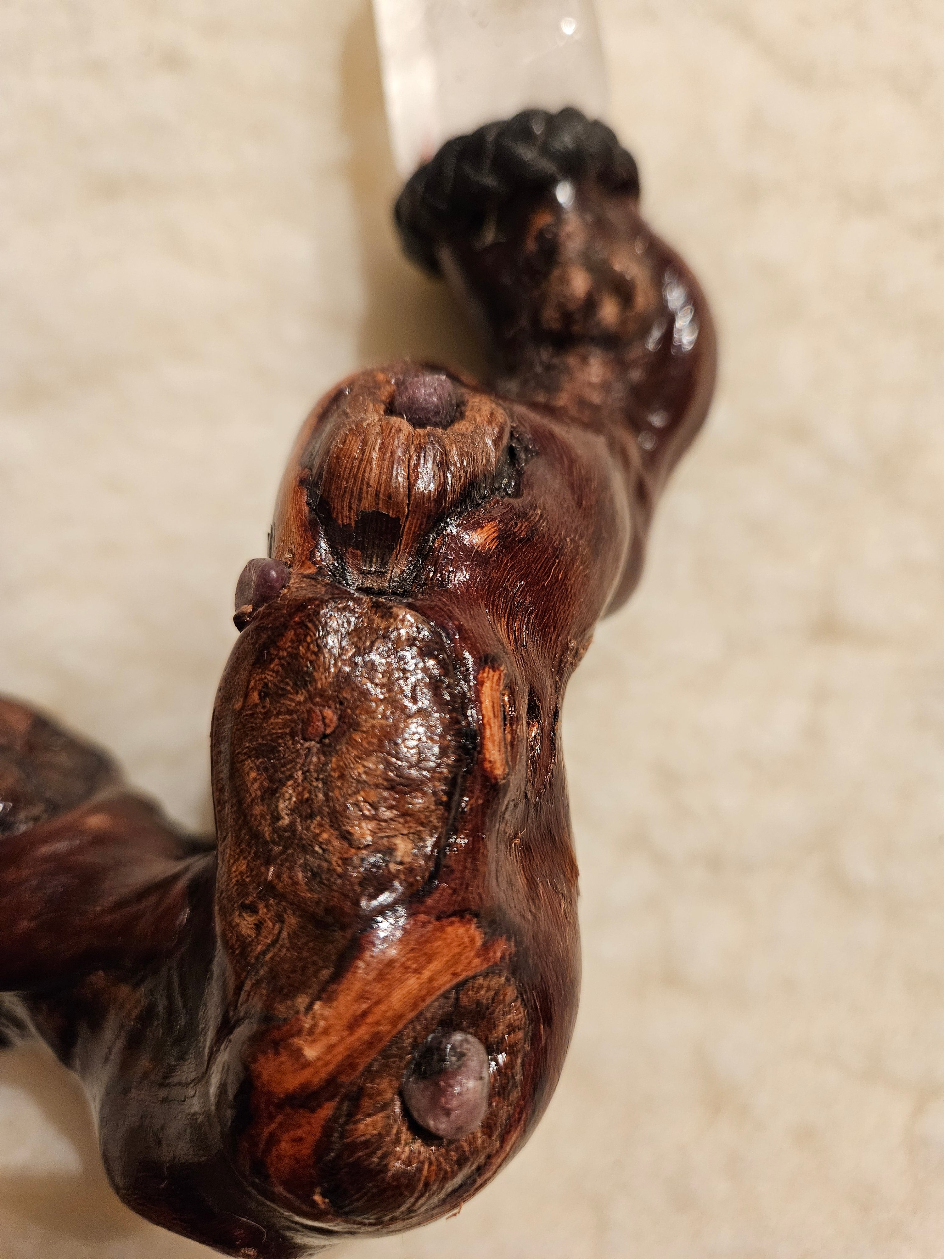 Krystallstav av Vindruerot og Bergkrystall