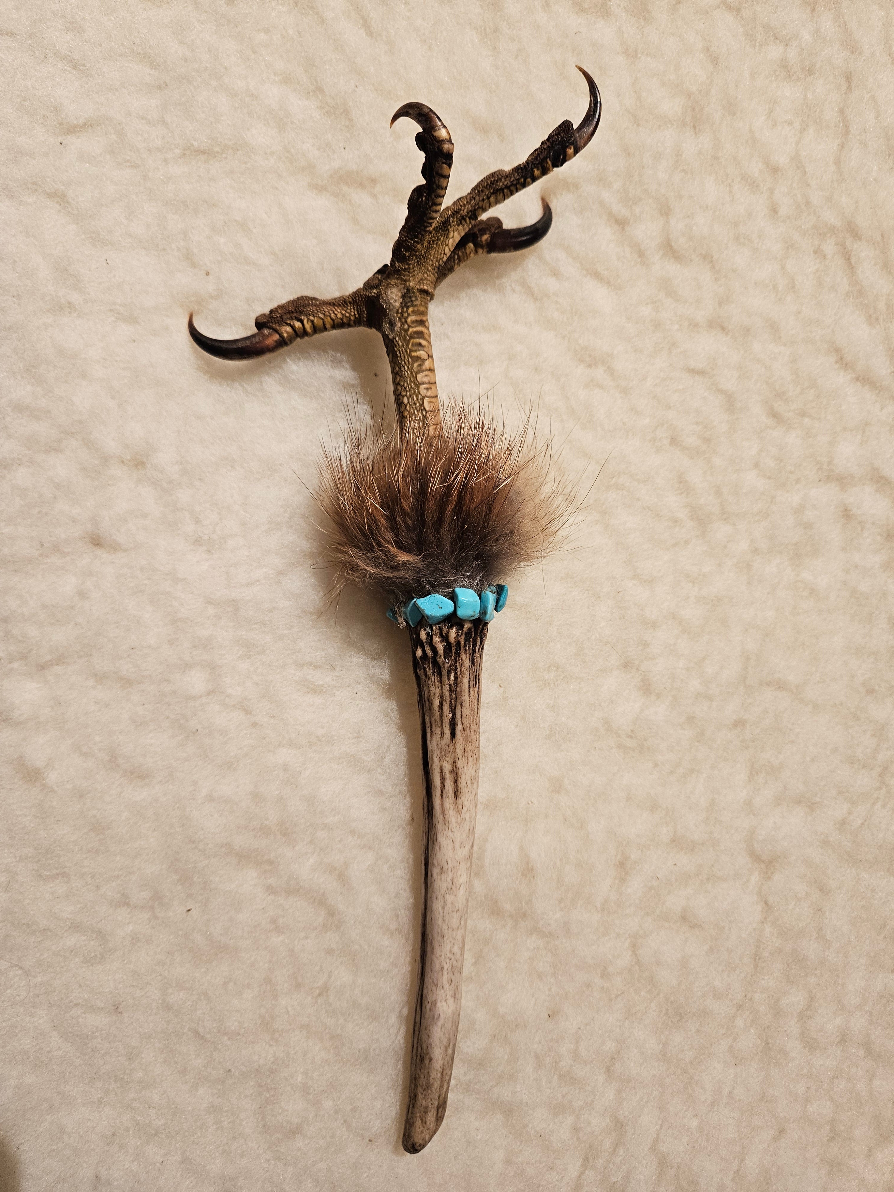 Stav med Musvåkklo - Healingstick - Talkingstick