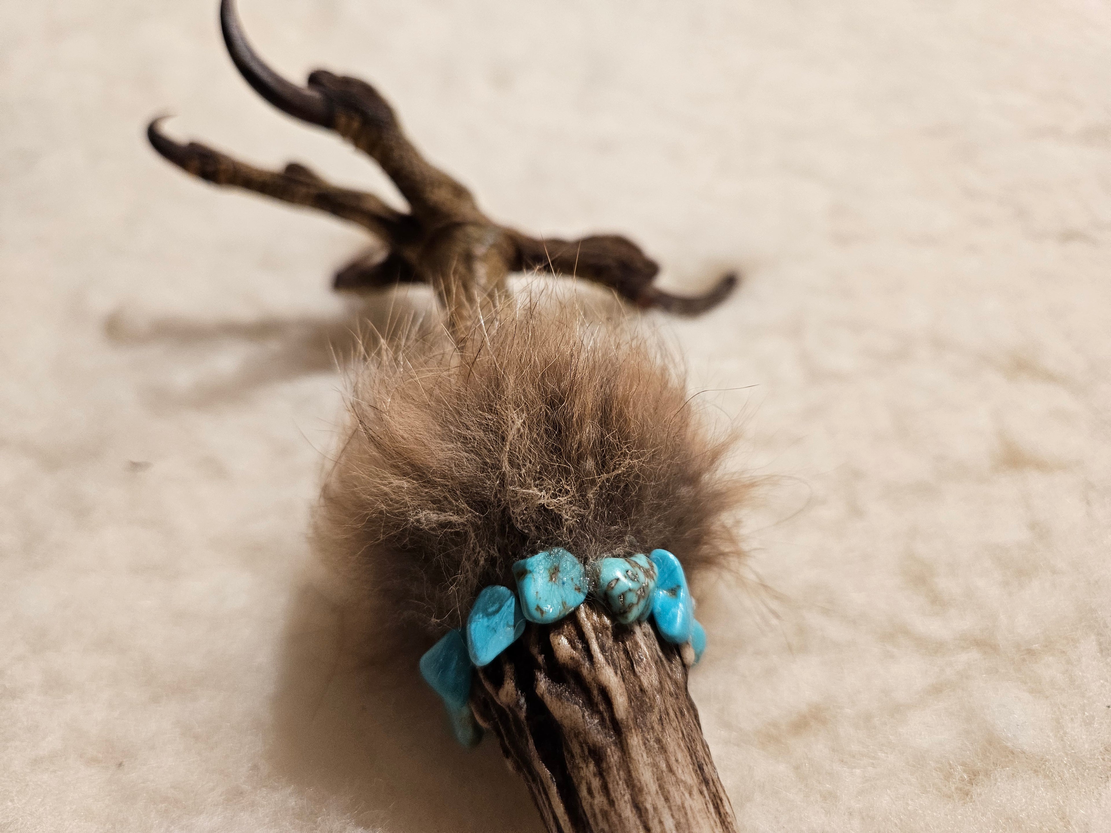 Stav med Musvåkklo - Healingstick - Talkingstick