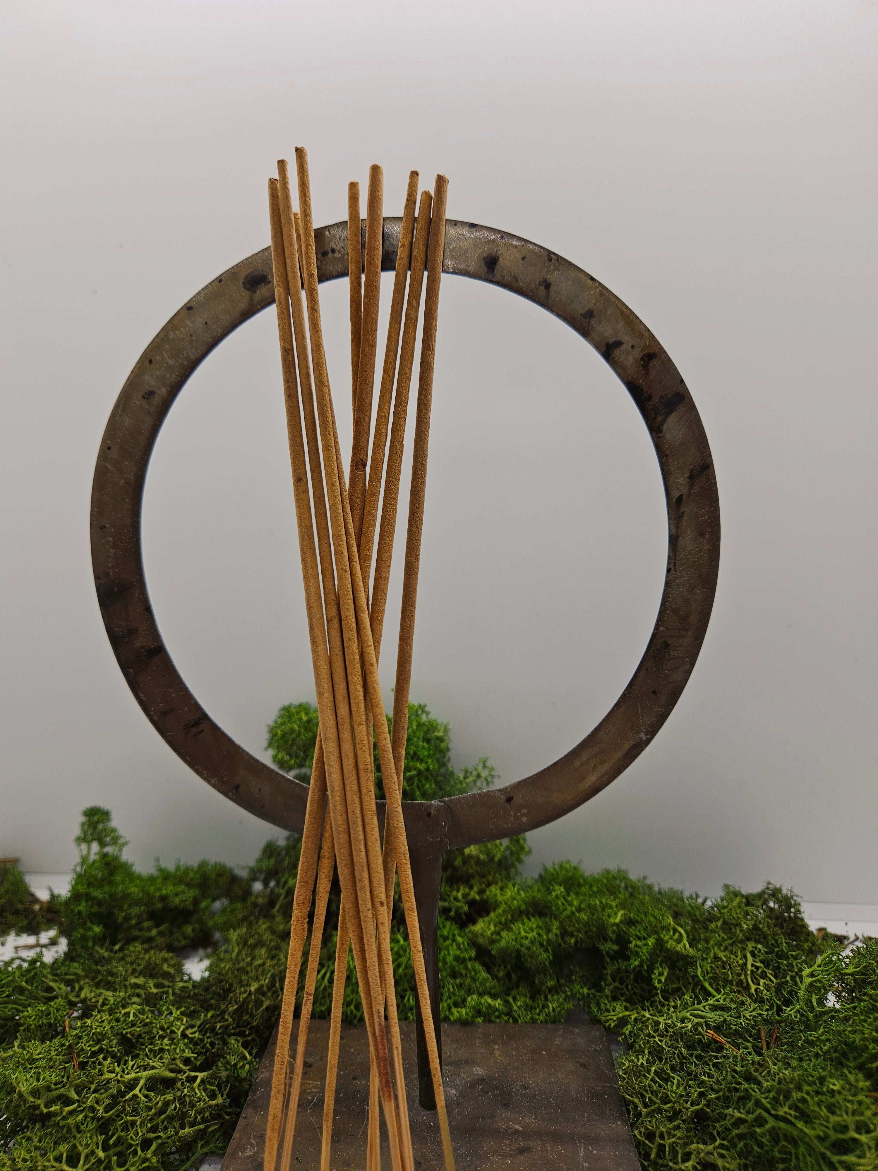 Lag din egen røkelse - 10 Røkelsespinner