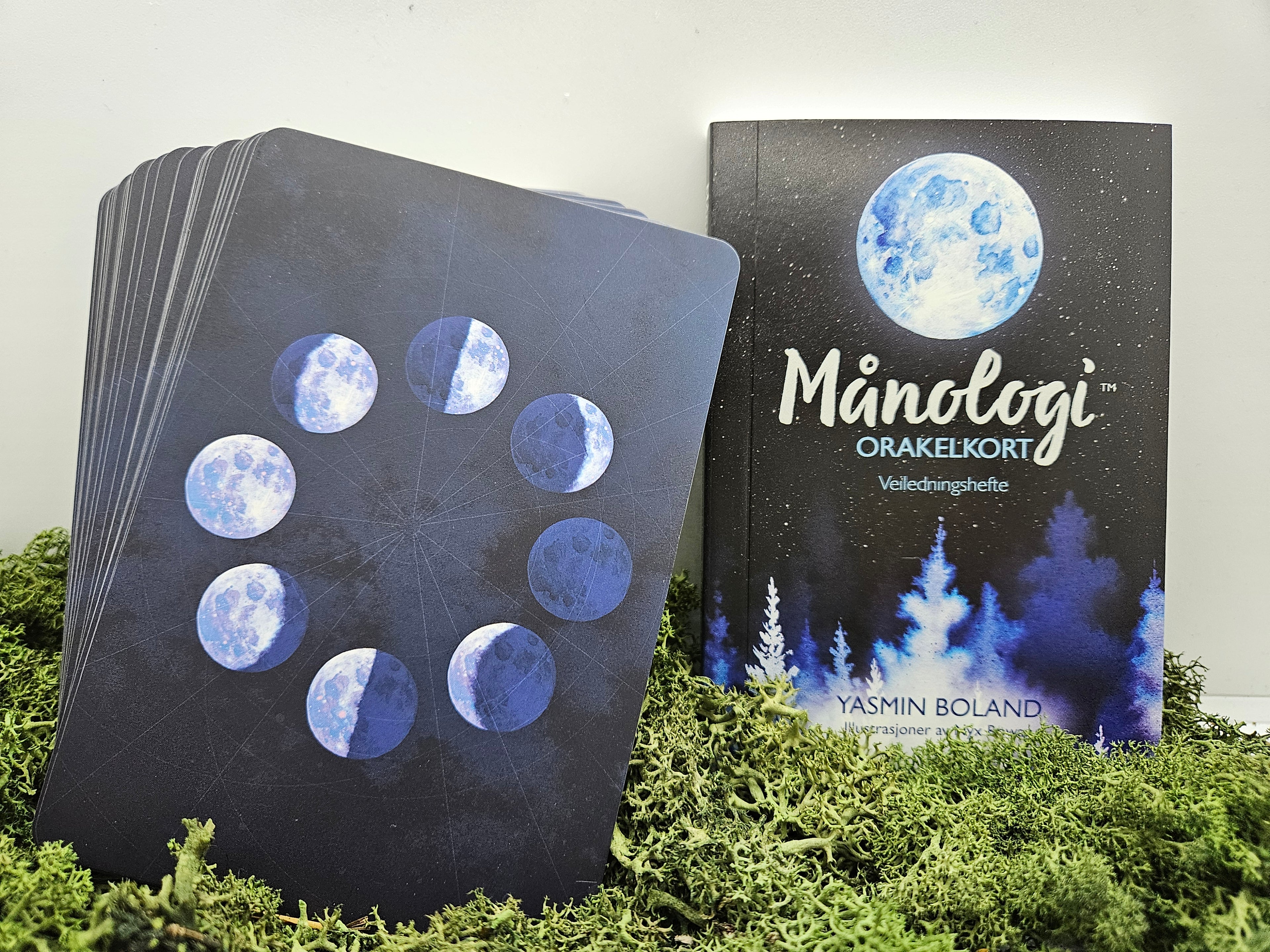 Månologi - Orakelkort på Norsk